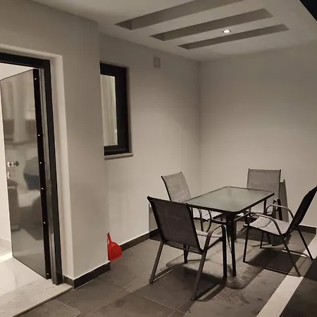 Kali Lux Duplex Apartment