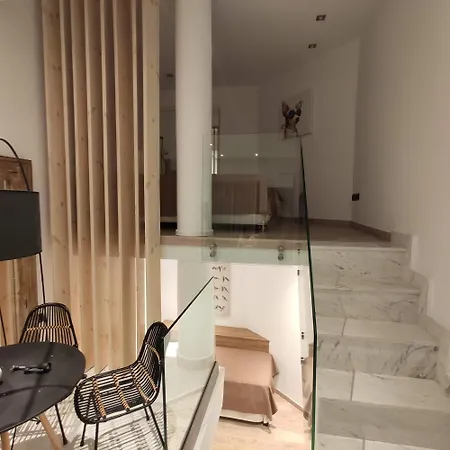 Kali Lux Duplex Apartment